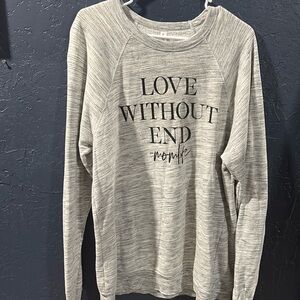 “Mom Life” sweatshirt